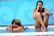 雅典奥运会女子水球预赛 匈牙利5比8负意大利
