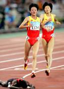 雅典奥运会女子5000米决赛 孙英杰和邢慧娜分获第八/九名