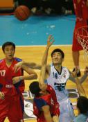05-06CBA常规赛第30轮  北京胜东莞率先晋级季后赛