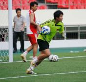 中国女足虹口足球场训练备战世界杯