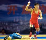 十一运会古典式摔跤男子60KG级 北京队谢振夺冠