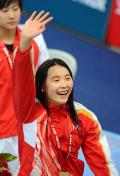十一运会女子200米自由泳 浙江选手杨雨夺冠