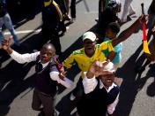 南非球迷热情迎接世界杯