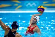 奥运会女子水球小组赛 中国队6比7负于美国队