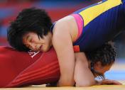 伦敦奥运会女子自由式摔跤72公斤级 王娇晋级四强