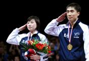 巴黎世乒赛混双决赛  朝鲜选手夺冠