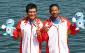 郭晓兵/李东健夺十二运会男子2000米双人单桨无舵手赛艇冠军