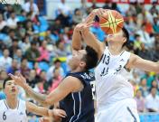 十二运会男子成年组篮球赛 广东78比53胜北京