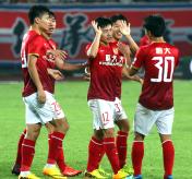 2013年中超联赛第26轮 广州恒大4比0胜杭州绿城
