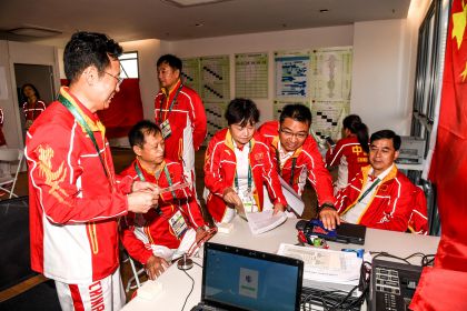 中国体育特派记者拜访中国代表团团部