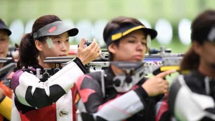 奥运会射击女子10米气步枪资格赛开赛
