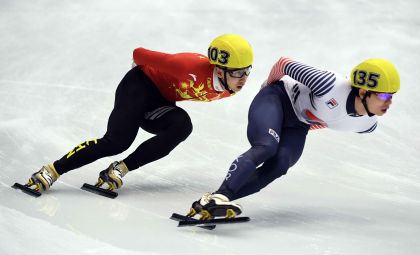 札幌亚冬会短道速滑男子5000米接力预赛 中国晋级