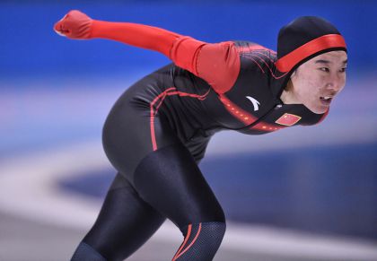札幌亚冬会速度滑冰女子5000米决赛 韩梅夺银