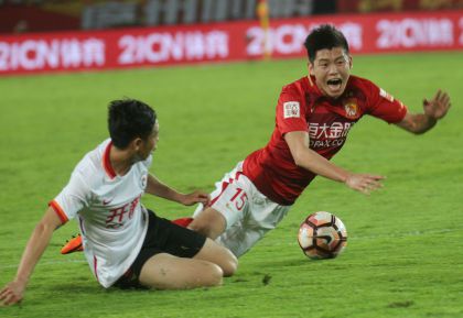 2017赛季中超联赛第六轮 广州恒大2比1战胜辽宁开新