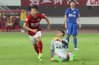 2017赛季中超联赛第八轮 广州恒大3比2战胜上海申花