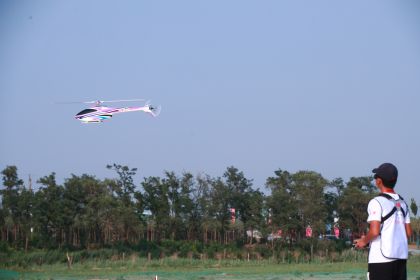 第十三届全运会航空模型比赛首日赛况