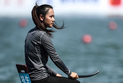 全运会女子22人龙舟100米直道决赛 广东队夺冠