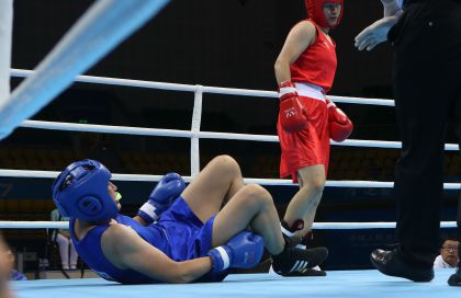 第十三届全运会拳击赛女子75公斤级八强赛赛况