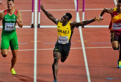 田径世锦赛男子110米栏 牙买加选手麦克劳德夺冠