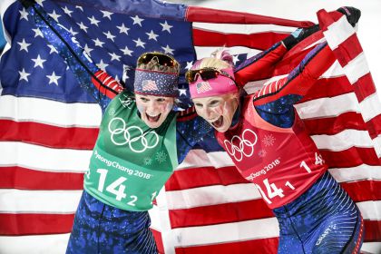 美国队勇夺平昌冬奥会越野滑雪女团短距离自由技术金牌