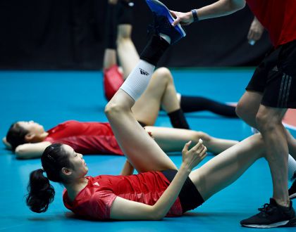 世锦赛开赛在即 中国女排进行场馆适应训练