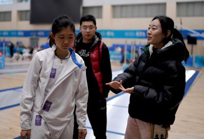 中国体育图片专题--中国女子重剑队员经历最轻松全国冠军赛