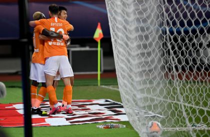 2020中超联赛苏州赛区首轮 武汉卓尔2比0胜青岛黄海