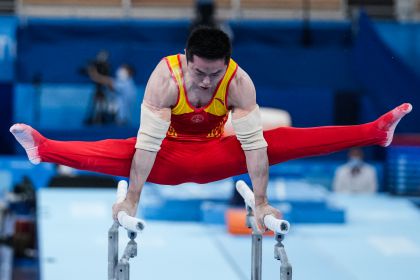东京奥运会体操男子团体资格赛 中国队暂列小组第一