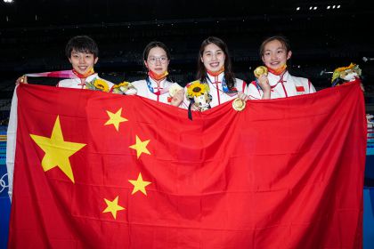 东京奥运会游泳女子4x200米自由泳接力决赛 中国队打破世界纪录夺得金牌