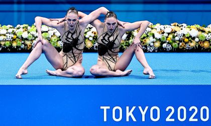 科列斯尼琴科/罗马申娜夺得东京奥运会花游女双技术自选金牌