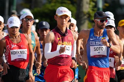 东京奥运会男子20公里竞走决赛 王凯华/张俊分别获第七第八名