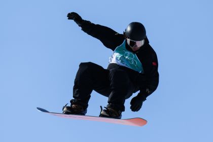 北京冬奥会单板滑雪男子大跳台决赛 苏翊鸣夺金