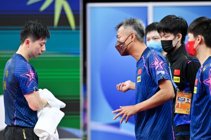 乒乓球世团赛男子小组赛 中国队3比0轻取美国队
