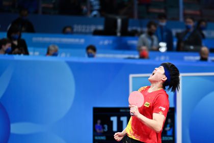 乒乓球世团赛男子1/4决赛 中国队3比0战胜瑞典队