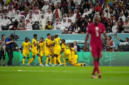 卡塔尔世界杯揭幕战 东道主卡塔尔0比2不敌厄瓜多尔