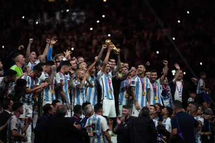 2022年卡塔尔世界杯落幕 阿根廷第三次捧起大力神杯
