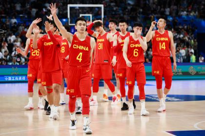 杭州亚运会男子篮球铜牌赛 中国队获得铜牌