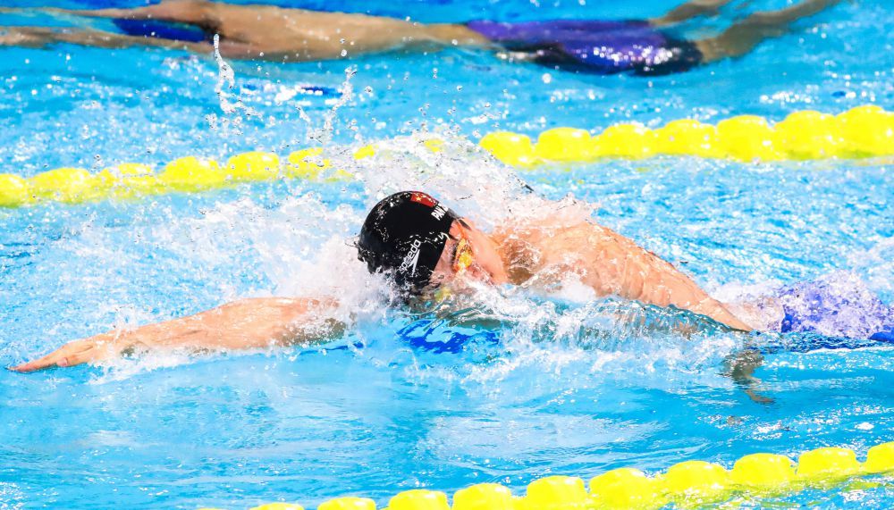 全国游泳冠军赛男子100米自由泳决赛 潘展乐夺冠