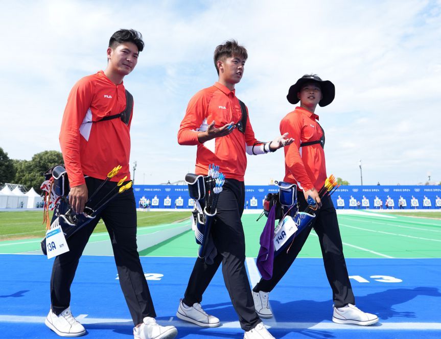 巴黎奥运会射箭男子个人排位赛暨团体排位赛 中国三位选手成功晋级
